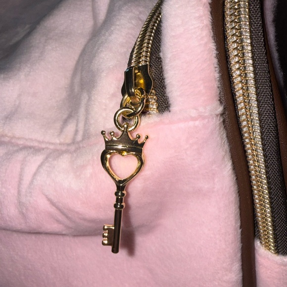 Juicy Couture Pink Velour Cosmetic Makeup Bag Gold Scottie Dog - Picture 6 of 7